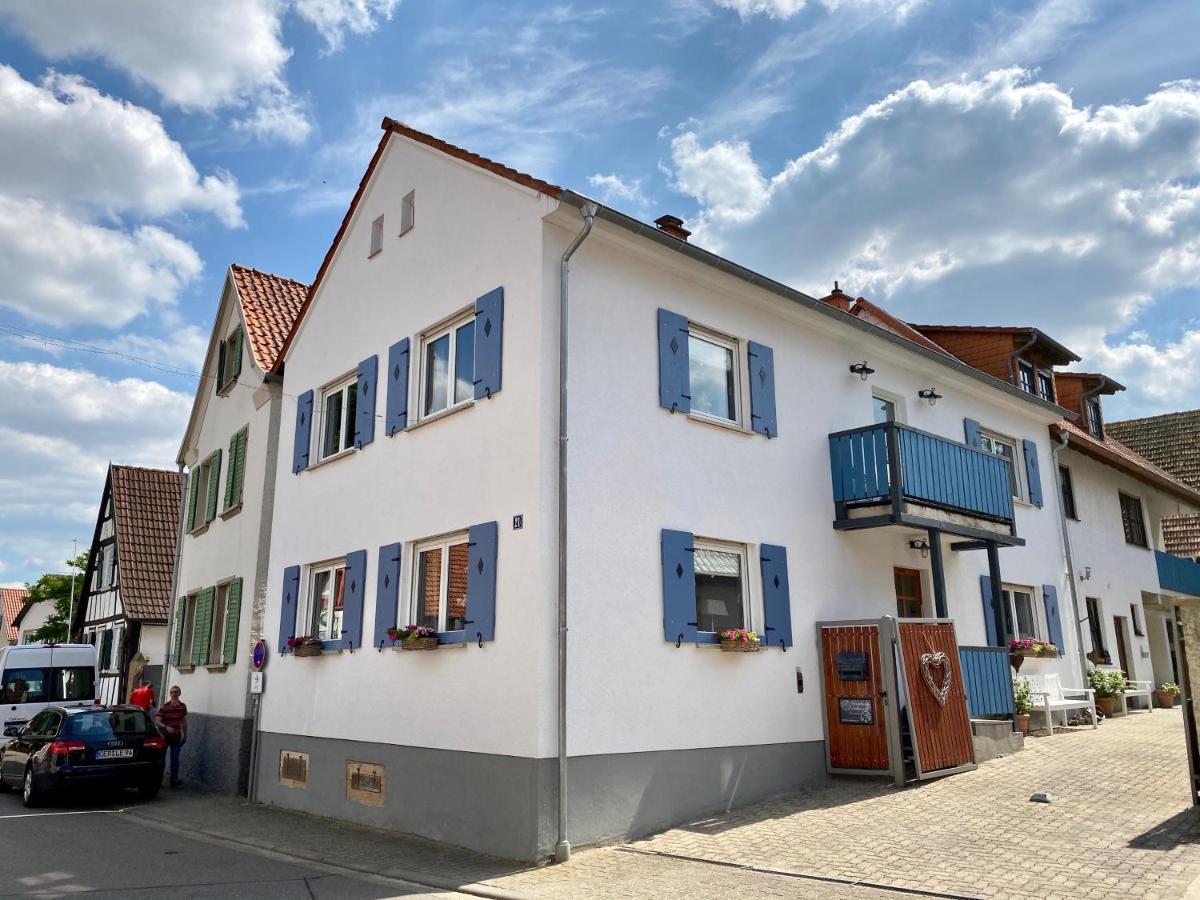 Heuchelheim-Klingen Gaestehaus Sellemols Ferienwohnung Korbmacher מראה חיצוני תמונה
