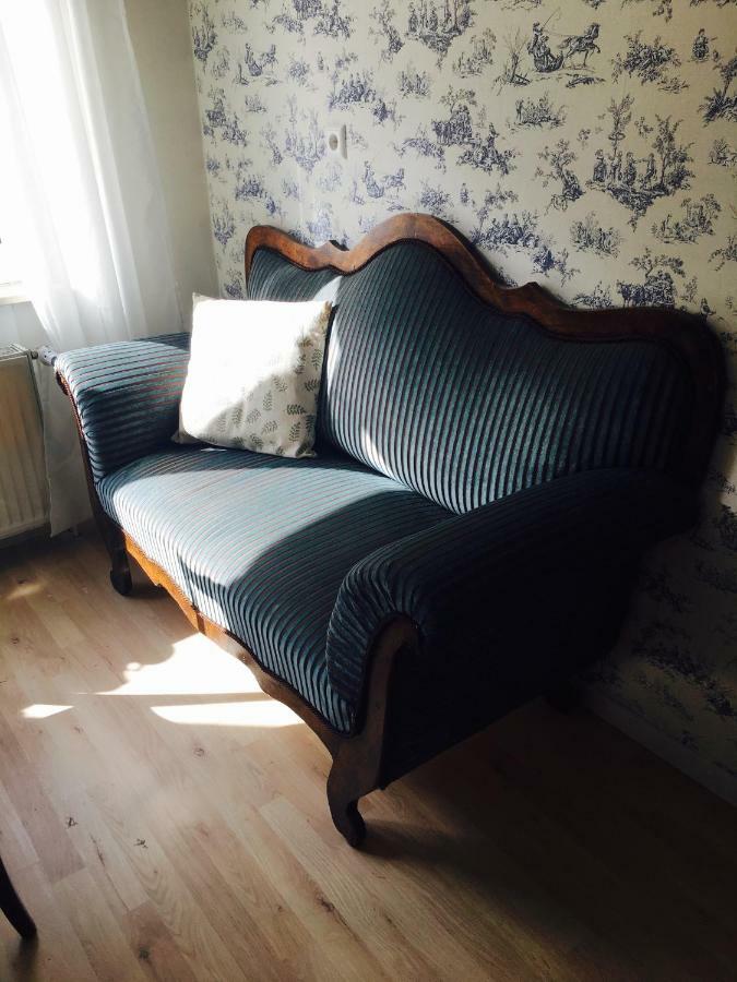 Heuchelheim-Klingen Gaestehaus Sellemols Ferienwohnung Korbmacher מראה חיצוני תמונה